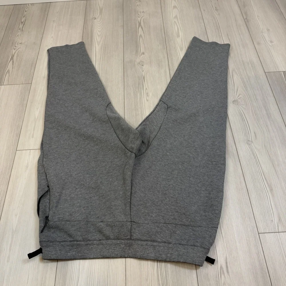 Nike sportswear tech